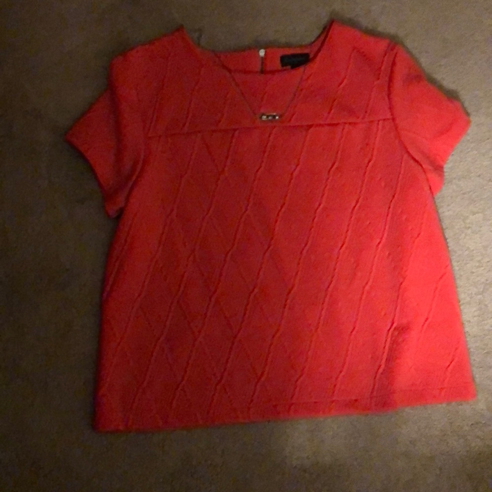 Short sleeve shirt